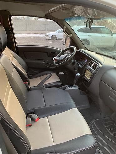 ford courier: Hyundai Porter: 2017 г., 2.5 л, Автомат, Дизель — 2