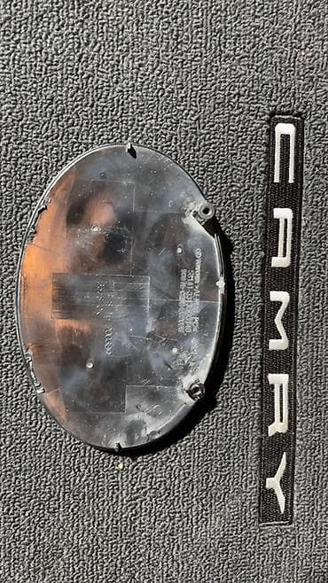 эмблема на руль: Эмблема Toyota camri 70 для решётки радиатора/крышки ступицы - — 2