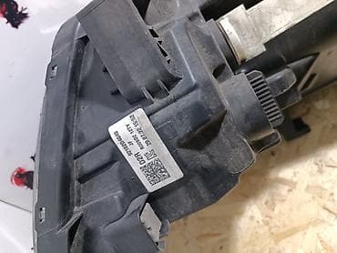 Рулевая часть: Передняя правая фара Kia 2017 г., Б/у, Оригинал — 3