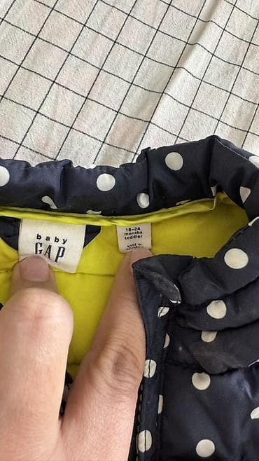 Боди: Детская стеганая куртка Baby GAP оригинал - Размер: 18–24 months — 2