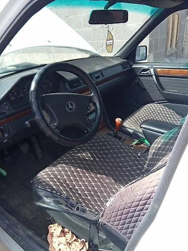 Транспорт: Mercedes-Benz W124: 1989 г., 2.3 л, Кол менен иштөөчү, Бензин, Универсал — 10