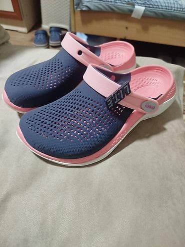 Сабо: Сабо, 36.5, 37, Crocs, Б/у, цвет - Розовый, Самовывоз — 1