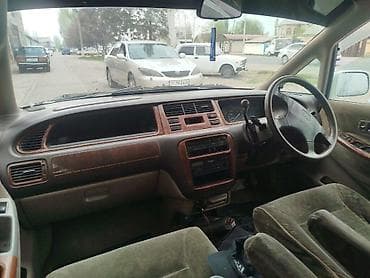 лобовое одиссей: Honda Odyssey: 1998 г., 2.3 л, Автомат, Бензин, Минивэн — 6