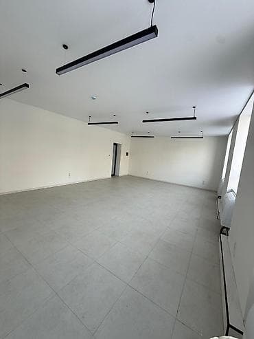 недвижимость каракол: Сдаю Аренда офисов, 94 м², В бизнес центре — 10