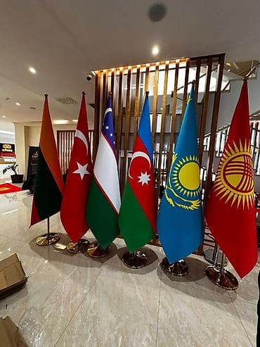 металолом: Конусный флаг Размер 130х210 Комплект напольных флагштоков из — 5