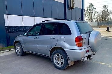 Toyota RAV4: 2000 г., 1.8 л, Механика, Бензин, Кроссовер — 3