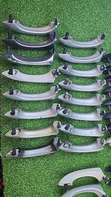 b 5: Е53 Ручки дверные наружнии Год 2003 Цена 1000сом за шт В отличном — 3