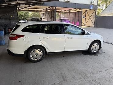 ford focus 2014: Ford Focus: 2013 г., Универсал — 3