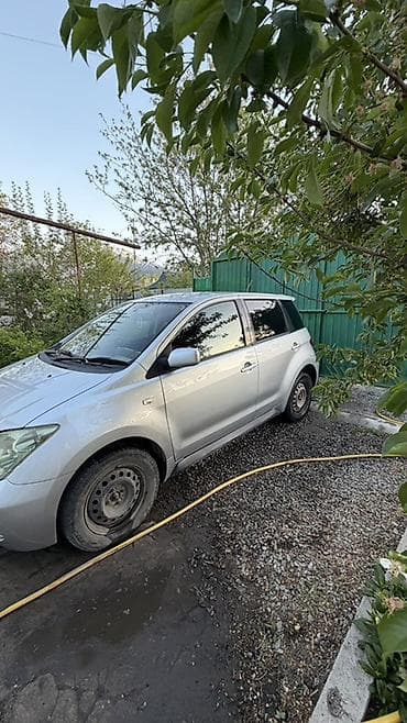 авто бишкек машина кж: Toyota Ist: 2004 г., 1.5 л, Автомат, Бензин, Хетчбек — 2