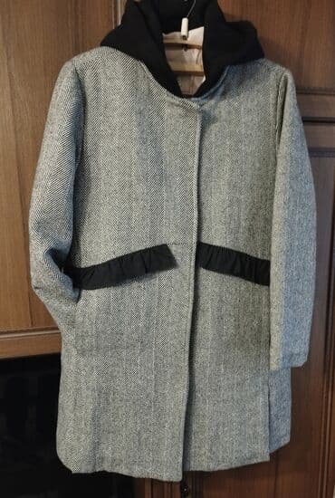 Детский транспорт: Продаю стильное пальто на возраст 7-10 летс подкладом и — 1