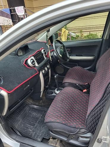 suzuki lets: Toyota Ist: 2003 г., 1.3 л, Автомат, Бензин, Хэтчбэк — 6