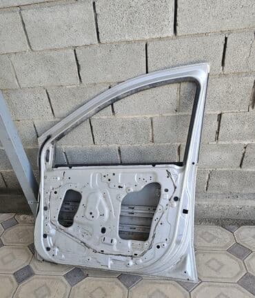 двери на ниссан: Передняя левая Nissan, Б/у, Оригинал — 2