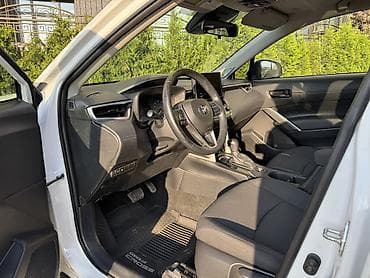 coroll: Toyota Corolla Cross: 2023 г., 2 л, Автомат, Бензин, Кроссовер — 5
