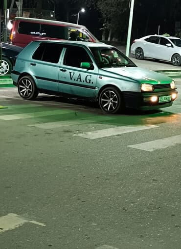 шлифовальная машинка для авто: Volkswagen Golf: 1992 г., 1.8 л, Механика, Бензиновая, Хэтчбэк — 1