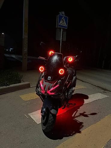 мотоцикл мотор: Макси-скутер 150 куб. см, Бензин, Б/у — 2