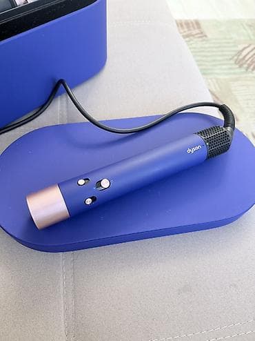 помада для волос: Мультистайлер Dyson, 210 °С and more, Для выпрямления — 7