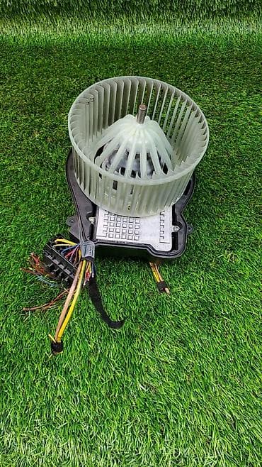 e65: Электрический моторчик BMW 2005 г., Б/у, Оригинал, Германия — 2