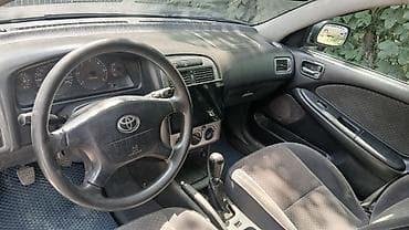 авто лексус 330: Toyota Avensis: 2001 г., 1.8 л, Механика, Бензин, Универсал — 6