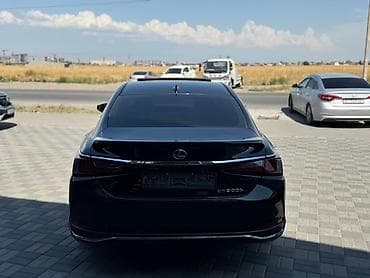 lexus e: Lexus ES: 2022 г., 0.5 л, Автомат, Гибрид — 5