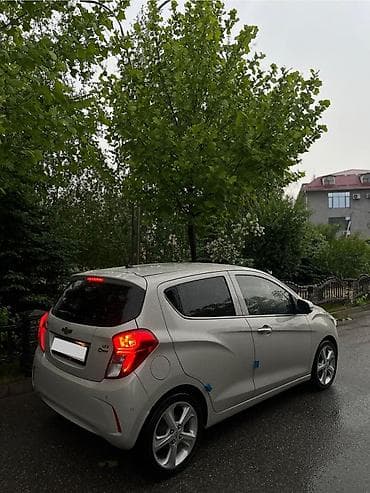 corolla 2016: Chevrolet Spark: 2016 г., 1 л, Вариатор, Бензин, Хэтчбэк — 5