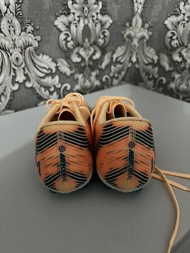валейболный зал: Футбольные бутсы Nike Mercurial с технологией Air Zoom.Новый 38 размер — 3