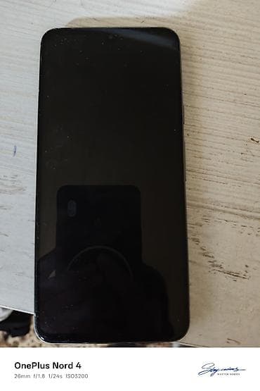 кирпич нокиа: Google Pixel 8, Б/у, цвет - Серый — 2