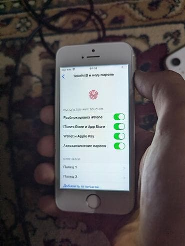 айфон есие: IPhone SE, Б/у, 32 ГБ, Белый, Чехол, 10 % — 4