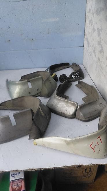 дворники на фит: Брызговик Комплект Honda, 2002 г., Б/у, Оригинал — 2
