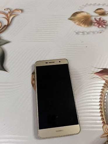 айфон икс с: Huawei Y6, Б/у, цвет - Золотой — 2