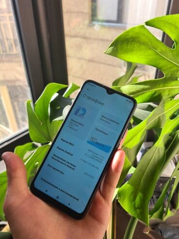 бюджетный: Redmi, Redmi Note 8, Б/у, 64 ГБ, цвет - Черный, 2 SIM — 4