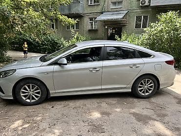 Hyundai Sonata: 2018 г., 2 л, Автомат, Газ, Седан