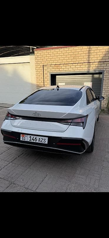 e2 byd: Hyundai Elantra: 2025 г., 1.6 л, Автомат, Бензин, Седан — 4