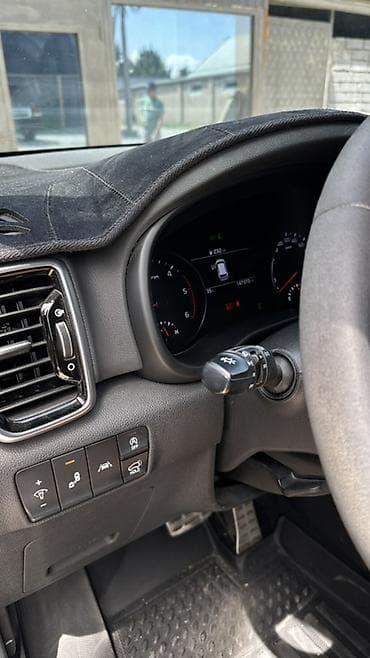 Продажа авто: Kia Sportage: 2020 г., 2 л, Автомат, Дизель, Кроссовер — 8