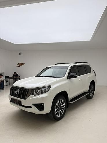 sp 4: Toyota Land Cruiser Prado: 2022 г., 4 л, Автомат, Бензин, Внедорожник — 3
