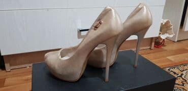 женские брендовые туфли недорого: Продаю классные осень зима сапоги пару раз только одевала. женские — 17