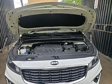 toyota verso 7 мест: Kia Carnival: 2019 г., Минивэн — 8