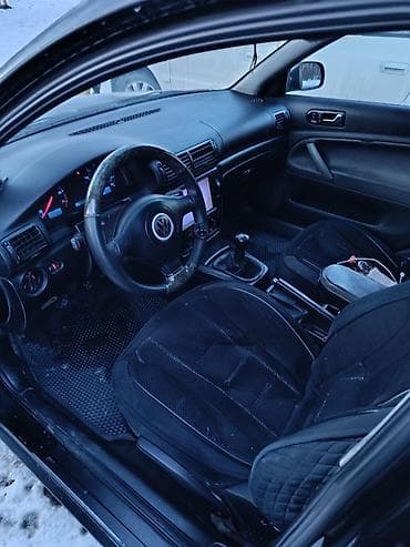 Volkswagen Passat: 2000 г., Кол менен иштөөчү, Седан — 2