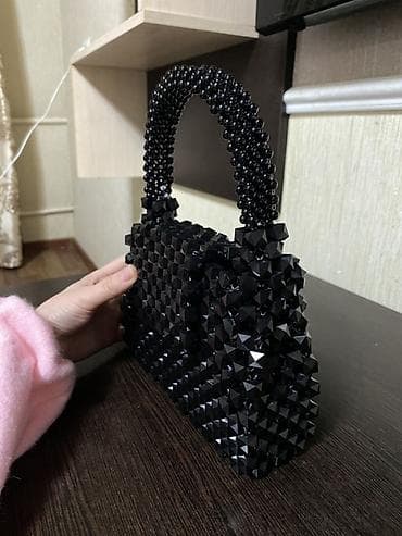 сумка коач: Классическая сумка, Материал: Бусины, Жёсткая конструкция, Женские — 1