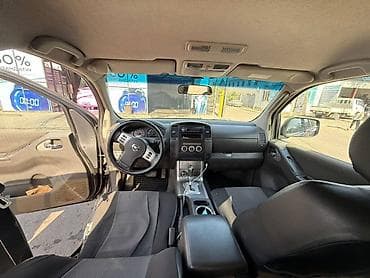 sprinter 416: Nissan Navara: 2011 г., Пикап — 5