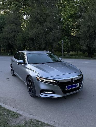 Транспорт: Honda Accord: 2018 г., 1.5 л, Автомат, Бензин, Седан — 1