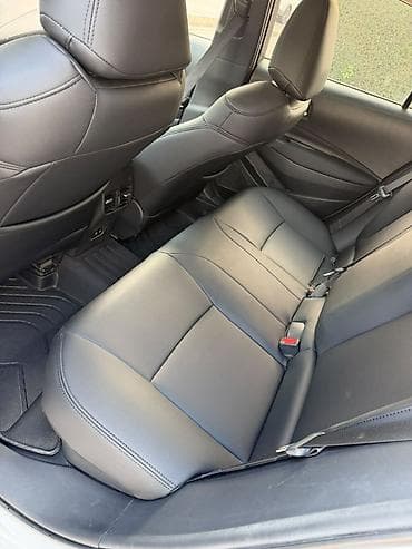 coroll: Toyota Corolla: 2021 г., 1.8 л, Вариатор, Гибрид, Седан — 6