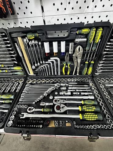 2500 сом и выше Набор слесарно-автомобильного инструмента в прочном