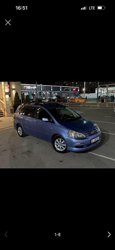 transporter multivan: Toyota Avensis Verso: 2004 г., 2 л, Механика, Бензин, Минивэн — 3