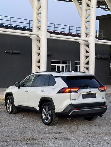 e2 byd: Toyota RAV4: 2019 г., 2.5 л, Автомат, Гибрид, Кроссовер — 5