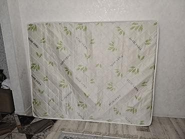 small table: Спальный матрас, Б/у, Двуспальный, Пружинный, Другой тип, Мягкие матрасы, Самовывоз — 2