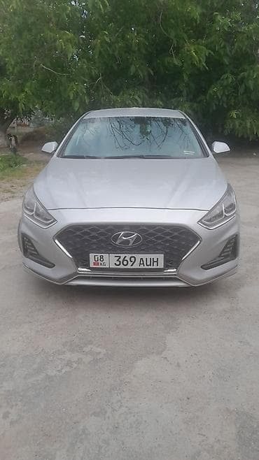 малометражки авто: Hyundai Sonata: 2019 г., 0.2 л, Автомат, Газ, Седан — 1