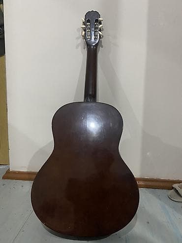 советские гитара: 🎸 Продаётся классическая гитара в отличном состоянии! Идеальный — 2