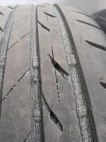 2 штуки летние шины 215/60 R16 - Маркировка: 215/60 R16 Обе за 4000 — 3
