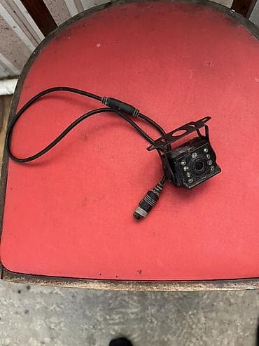 монитор камера: Комплект для парковки/видеонаблюдения: TFT‑цветной монитор + камера — 2