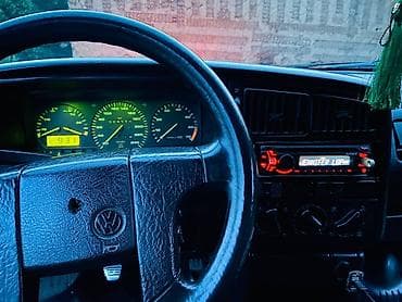 часы диски: Volkswagen Passat: 1993 г., 2 л, Механика, Бензин, Универсал — 1